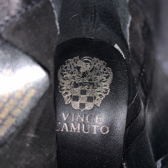 Black heeled booties - Picture 5 of 5